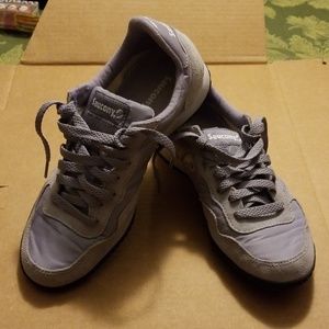 Women's Saucony Bullet Gray Size 8.5